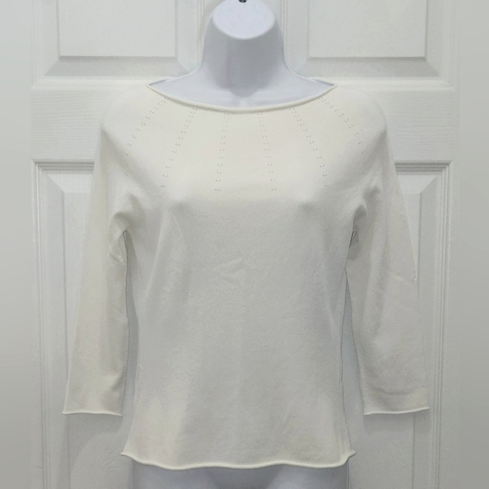 Ann Taylor- White 3/4 Sleeve Top - Size  M